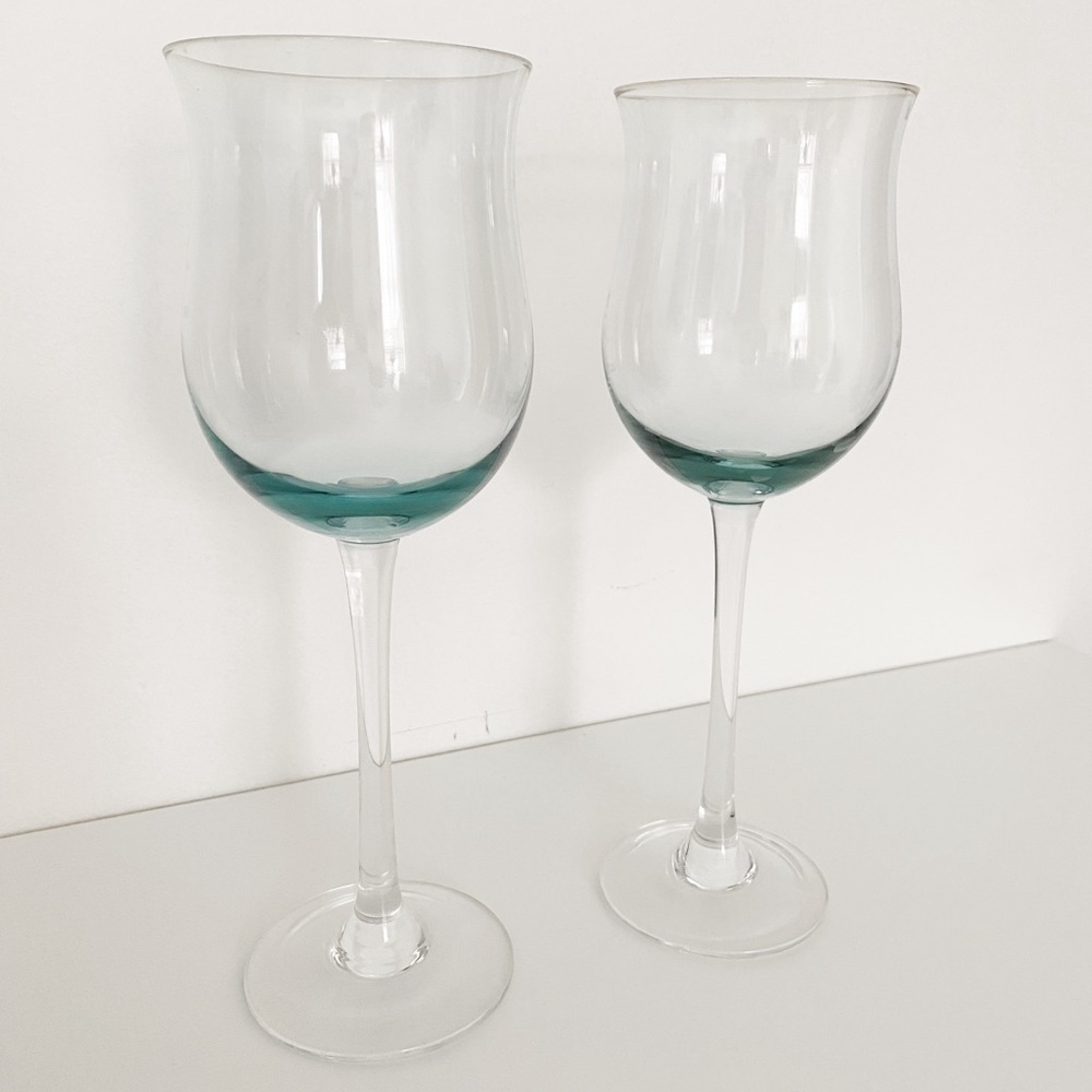 Vintage Turquoise Tulip Wine Glass Set - Set of 2